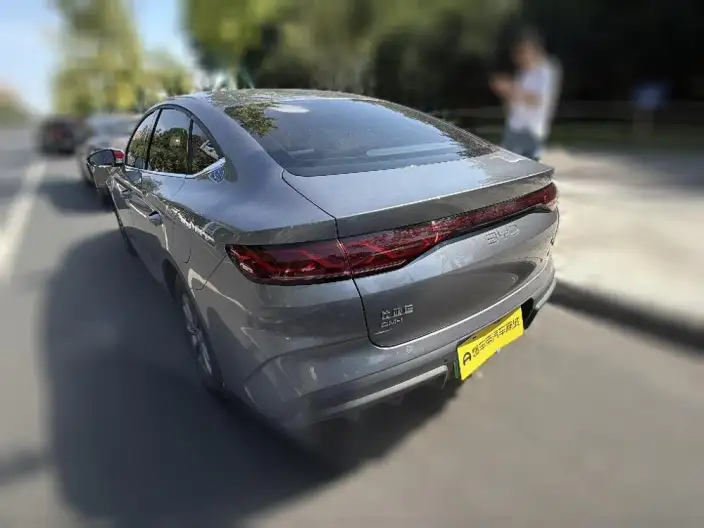 QinL DM 2024 Model DM-i 80KM Leading Model – фото 4