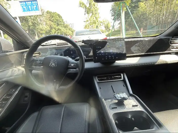 QinL DM 2024 Model DM-i 80KM Leading Model – фото 5