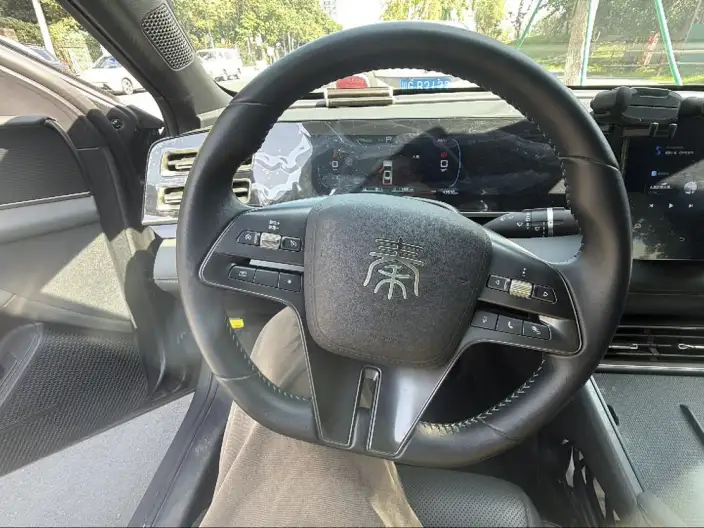 QinL DM 2024 Model DM-i 80KM Leading Model – фото 7