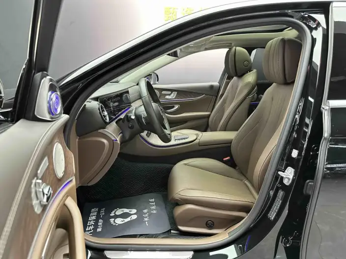 Mercedes-Benz E-Class 2023 Model E 300 L Luxury Model sedan – фото 6