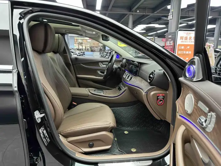 Mercedes-Benz E-Class 2023 Model E 300 L Luxury Model sedan – фото 9