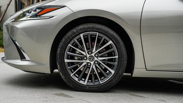 Lexus ES 2025 300h Zen Enjoy – фото 7