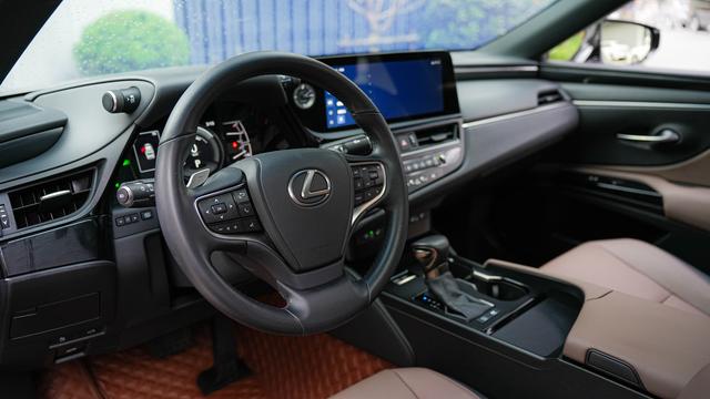 Lexus ES 2025 300h Zen Enjoy – фото 8