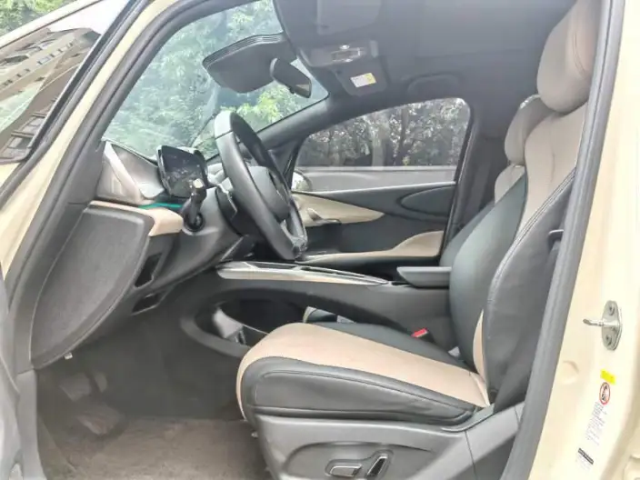 BYD Dolphin 2025 Model Smart Driving Edition 410KM Fashion Edition – фото 9