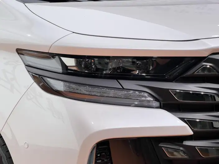 Vellfire 2023 Model Toyota Crown 2.5L Intelligent Hybrid 4WD Supreme Edition – фото 6