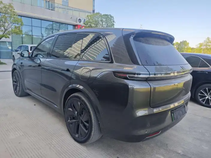 Li Auto L8 2023 Model Pro Edition