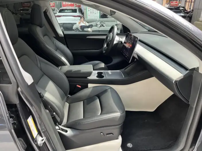 Model Y 2024 Model Rear-wheel drive version – фото 9