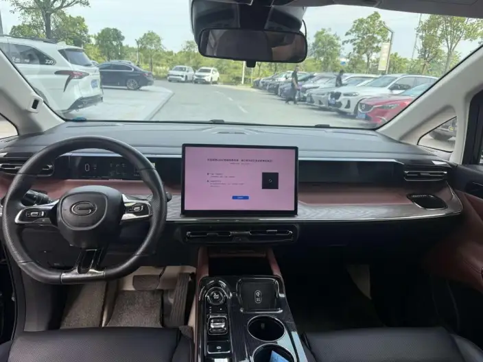GAC Trumpchi E8 PHEV 2024 Model 2.0ATK 150km MAX+ – фото 6