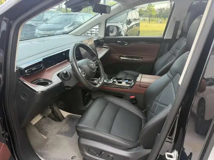 GAC Trumpchi E8 PHEV 2024 Model 2.0ATK 150km MAX+ – фото 8
