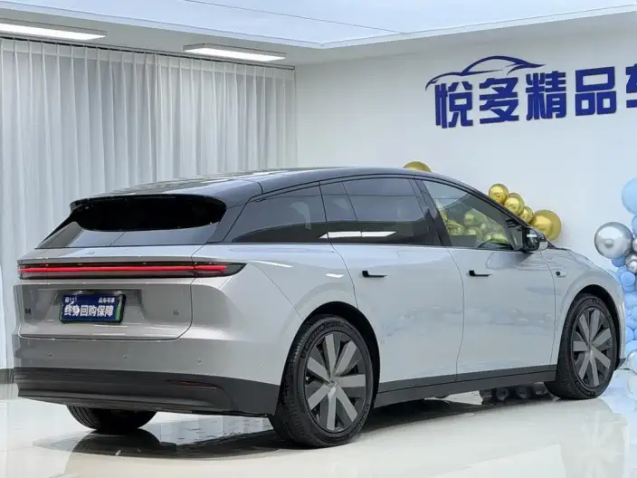 Li Auto i6 2025 Model 4WD Standard Edition – фото 6