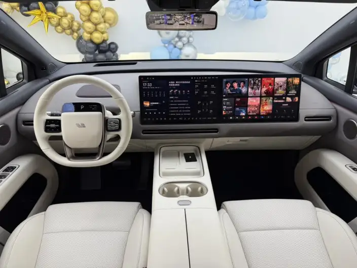 Li Auto i6 2025 Model 4WD Standard Edition – фото 7
