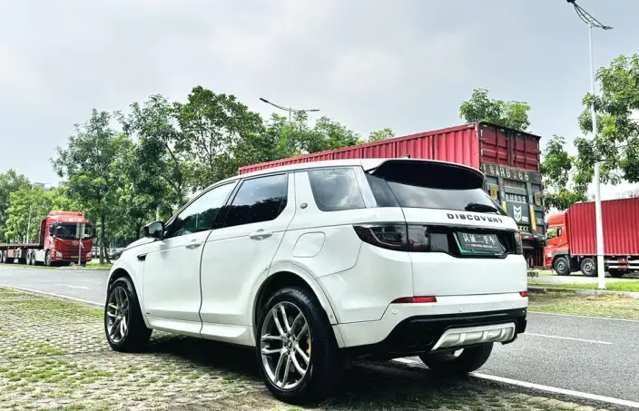 Land Rover Discovery Sport PHEV 2022 Model P300e Performance Technology Edition