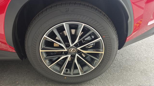 Lexus NX 2025 модификация 200 Qian Drive FUN – фото 10