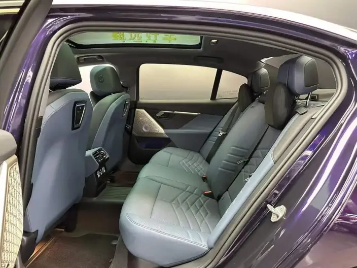 BMW 5 Series 2024 Model 530Li Exclusive Model M Sports Set – фото 8