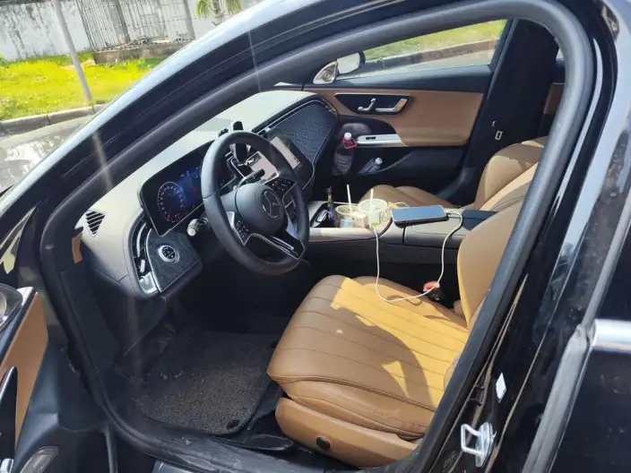 Mercedes-Benz E-Class 2025 Model E 260 L sedan – фото 9