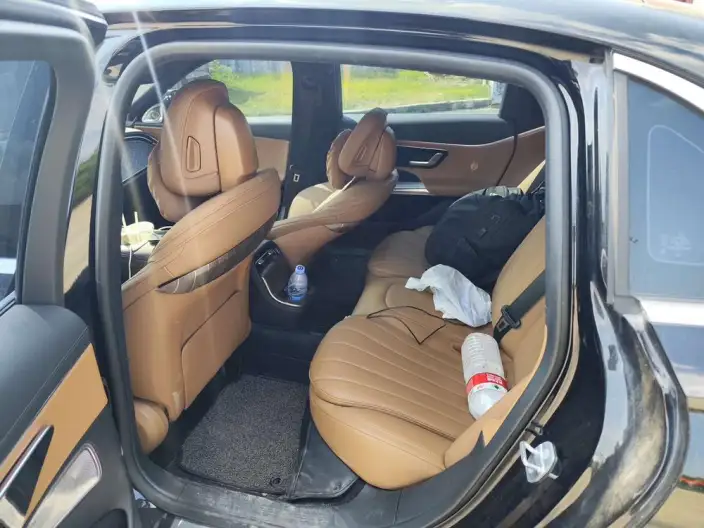 Mercedes-Benz E-Class 2025 Model E 260 L sedan – фото 10