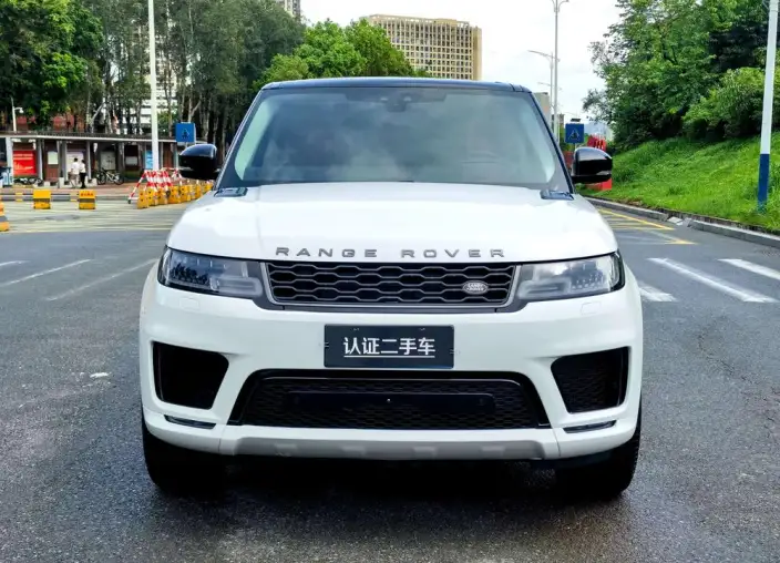 Range Rover Sport 2020 Model 3.0 L6 HSE DYNAMIC – фото 2