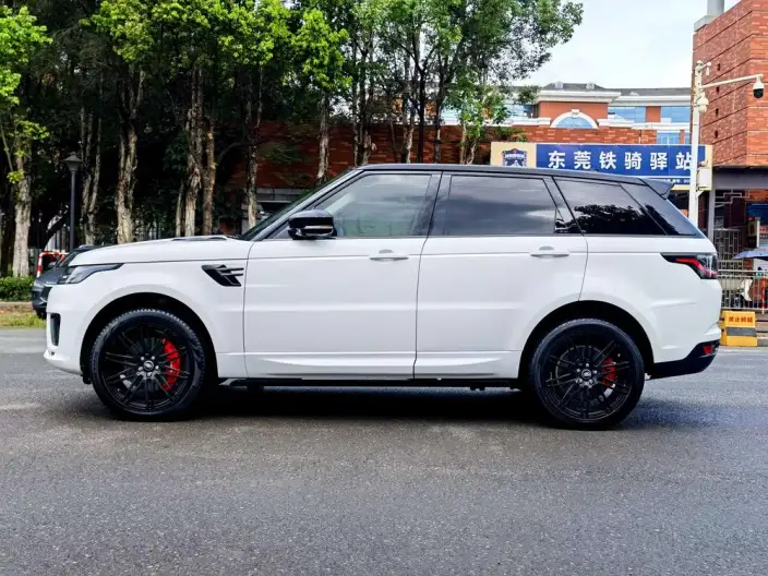 Range Rover Sport 2020 Model 3.0 L6 HSE DYNAMIC – фото 4