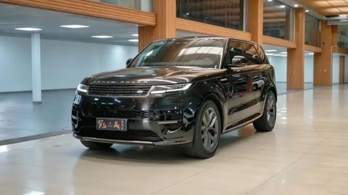 Range Rover Sport 2023 Model 3.0 L6 DYNAMIC SE – фото 1