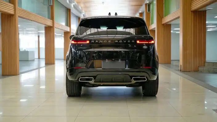 Range Rover Sport 2023 Model 3.0 L6 DYNAMIC SE – фото 4