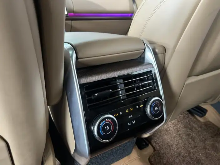 Range Rover 2024 Model 3.0 L6 400PS Shengshi Extended Edition 7 seat – фото 6