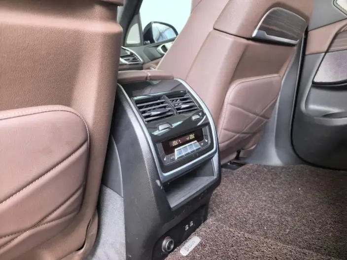 BMW X5 2022 Model xDrive 40Li Exclusive Model M Sports Set – фото 9
