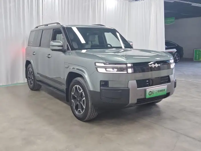 Titan 7 PHEV 2025 Model 200KM 2WD Max Edition