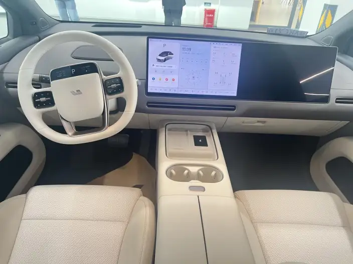 Li Auto i6 2025 Model 2WD Standard Edition – фото 6