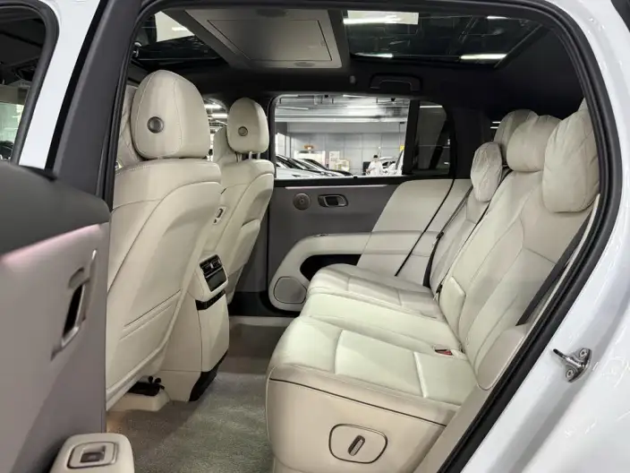 Li Auto i6 2025 Model 2WD Standard Edition – фото 10