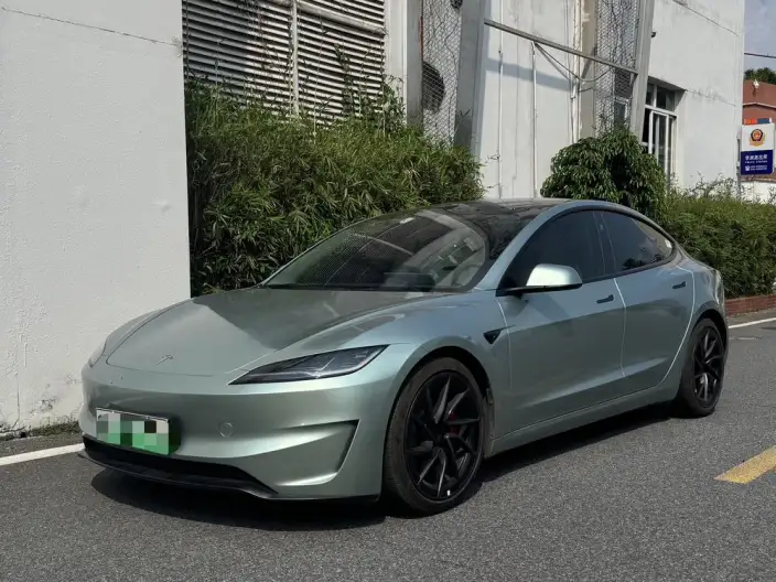 Model 3 2024 Model High performance All-wheel drive version – фото 1
