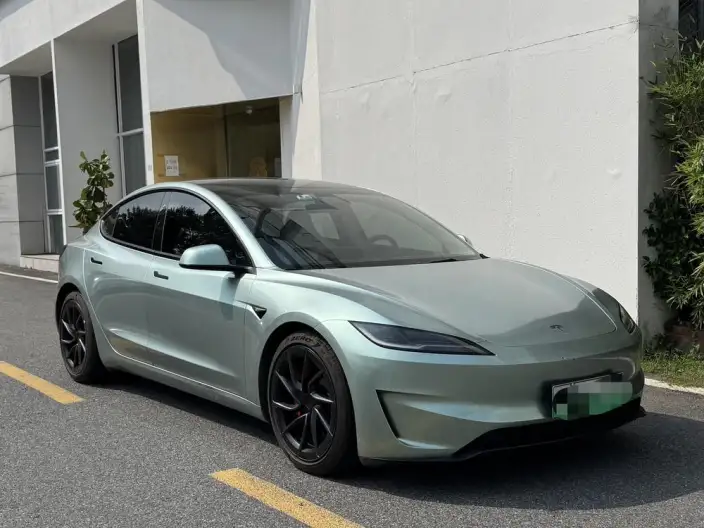 Model 3 2024 Model High performance All-wheel drive version – фото 3
