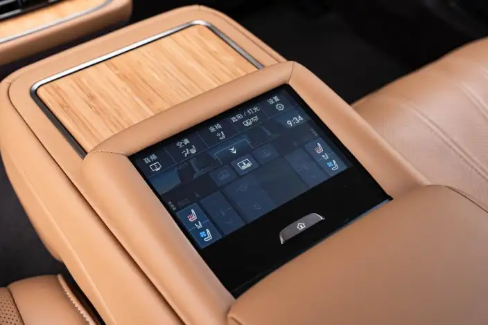 Lexus LS 2020 Model 500h Deluxe Edition China VI – фото 10