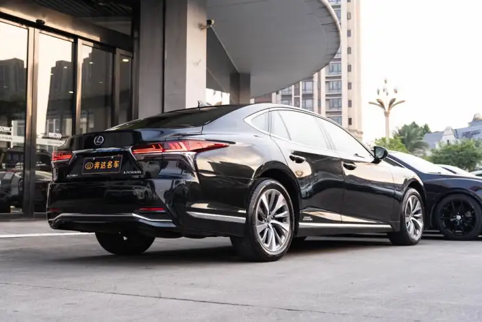 Lexus LS 2020 Model 500h Superior Edition China VI – фото 5