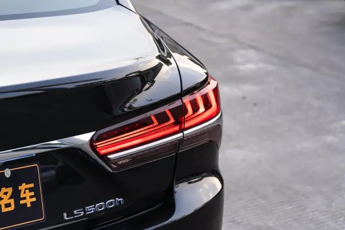 Lexus LS 2020 Model 500h Superior Edition China VI – фото 8