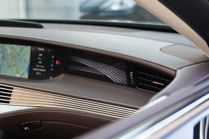 Lexus LS 2020 Model 500h Superior Edition China VI – фото 10