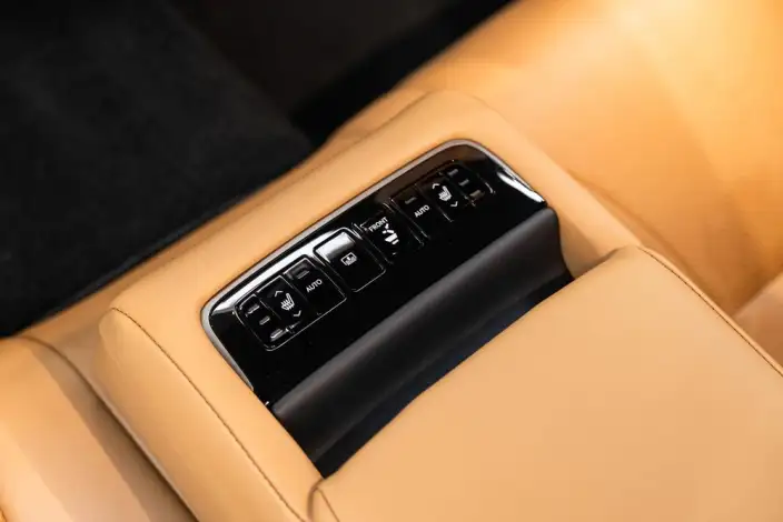 Lexus LS 2021 Model 500h Superior Edition – фото 8