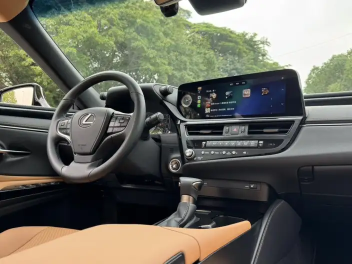 Lexus ES 2022 Model 200 Superior Edition – фото 8