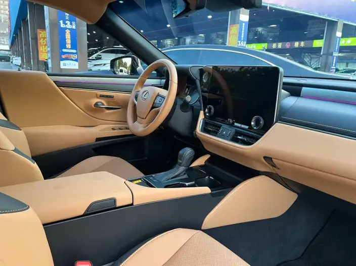 Lexus ES 2025 Model 200 Premium – фото 9