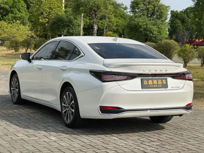 Lexus ES 2025 Model 200 Premium – фото 5