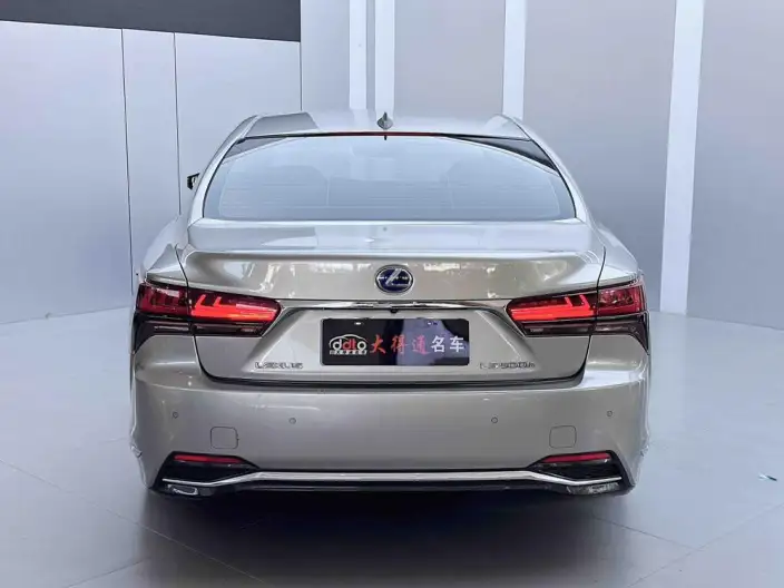 Lexus LS 2021 Model 500h Superior Edition – фото 3