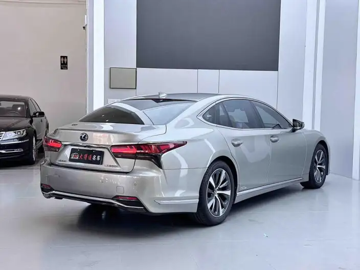 Lexus LS 2021 Model 500h Superior Edition – фото 4