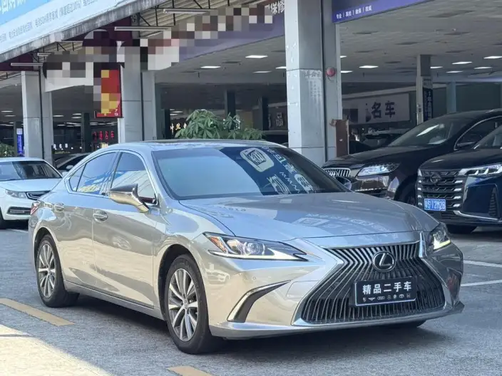 Lexus ES 2020 Model 200 Superior Edition China VI – фото 3