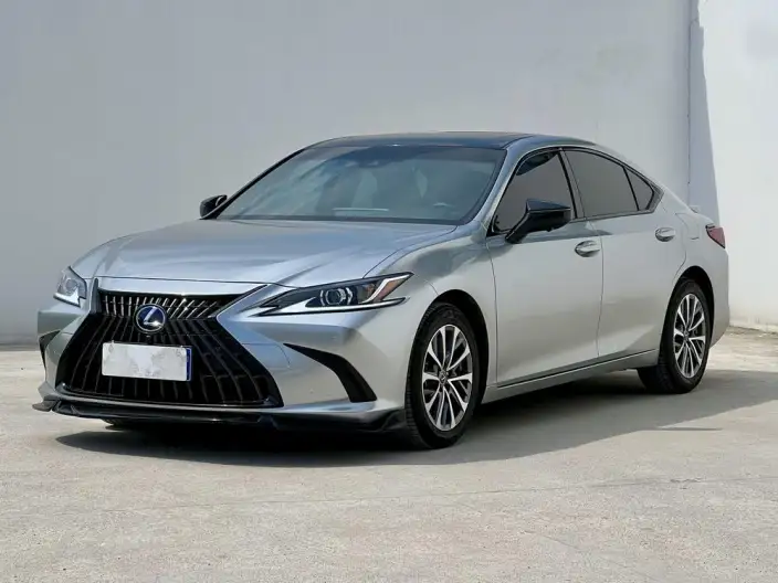 Lexus ES 2021 Model 300h Superior Edition – фото 1