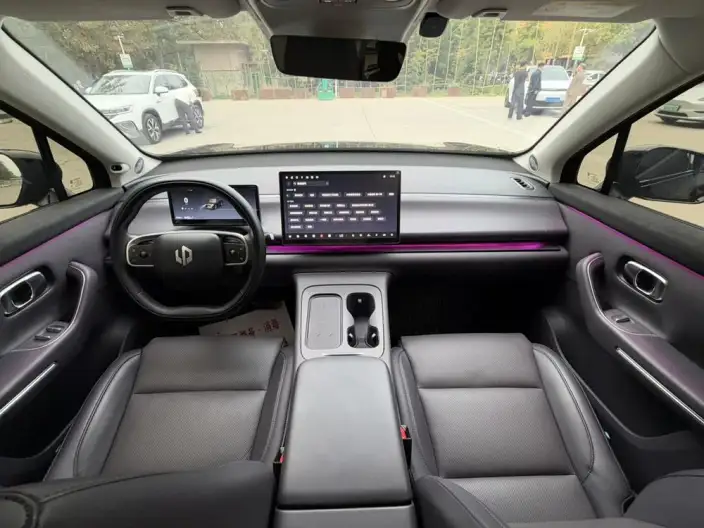 Leapmotor C16 2024 Model EV Edition 520 Exclusive Edition – фото 7