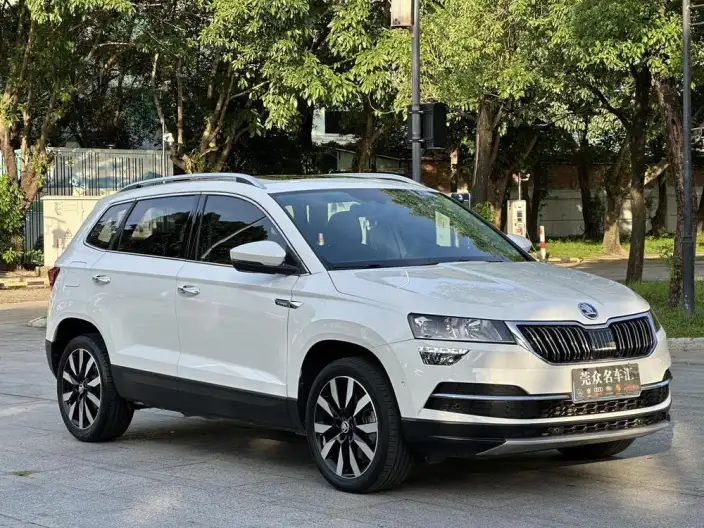 Karoq 2021 Model TSI280 Deluxe Edition