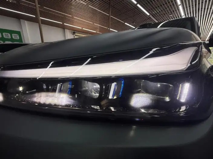 Geely M9 2025 Model 210km 4WD Pilot Edition – фото 7