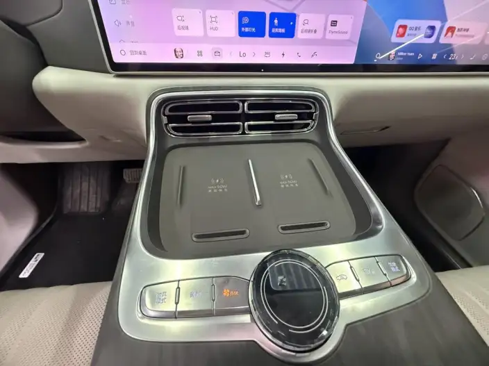Geely M9 2025 Model 210km 4WD Pilot Edition – фото 8
