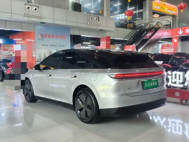 Li Auto i6 2025 Model 2WD Standard Edition – фото 5