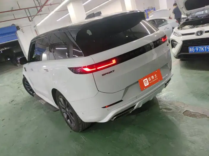 Range Rover Sport 2024 Model 400PS DYNAMIC SE – фото 3