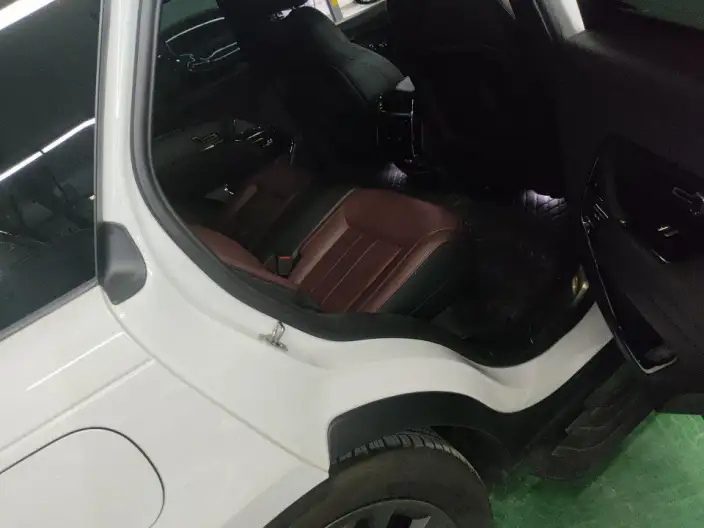 Range Rover Sport 2024 Model 400PS DYNAMIC SE – фото 7